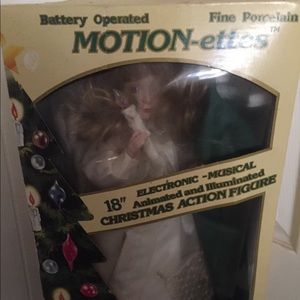 Angel Musical Motion Figurine